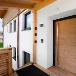 Schwaiger Almblick Apartamento *
